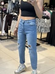 Lazerli Mom Jean