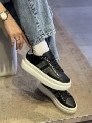 Gizli Topuk Tasli Spor Ayakkabi