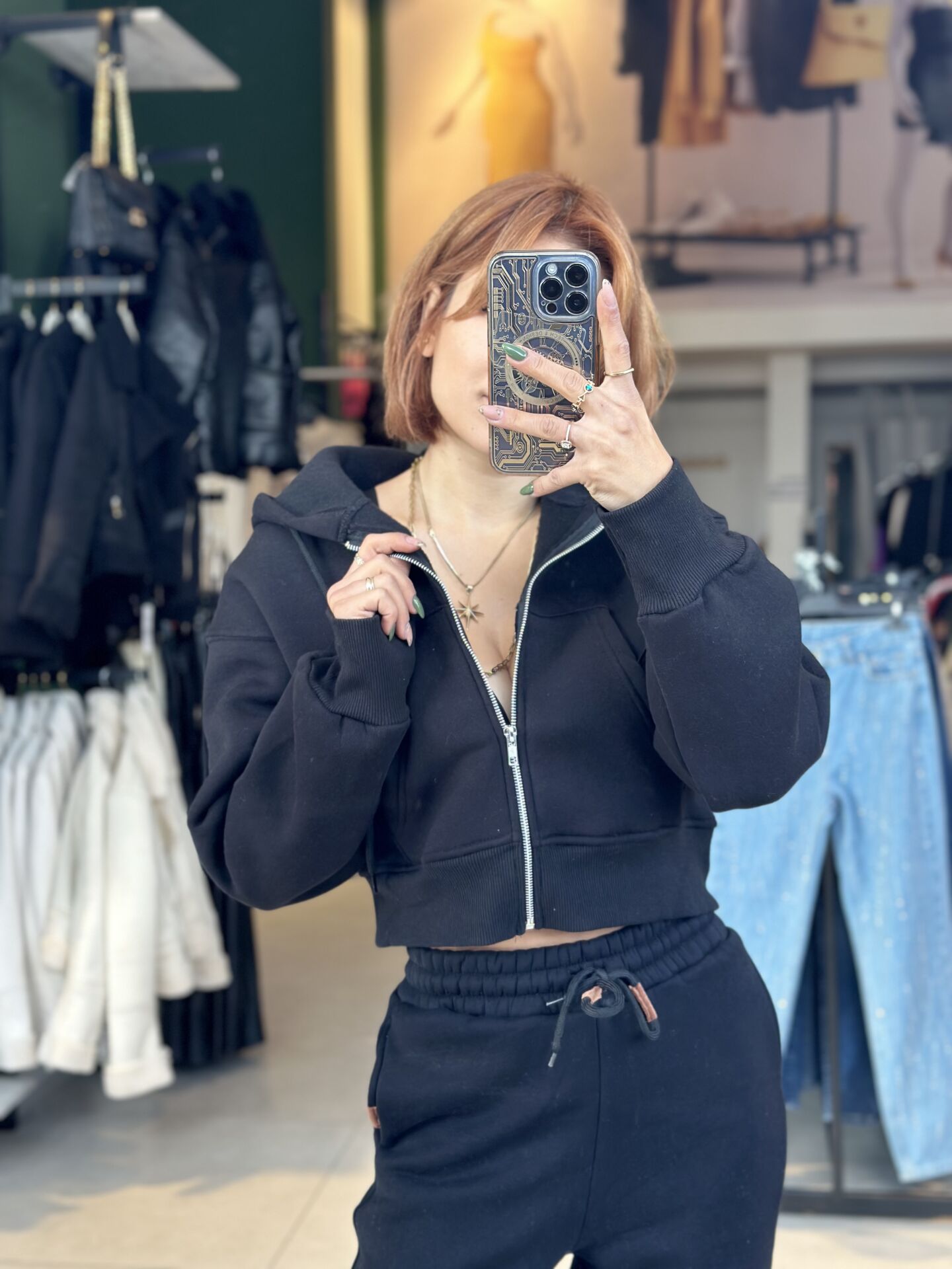 Üç İplik Kısa Fermuarlı Sweatshırt