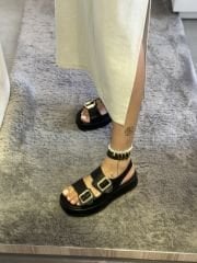 Çift Tokali Kalin Taban Sandalet