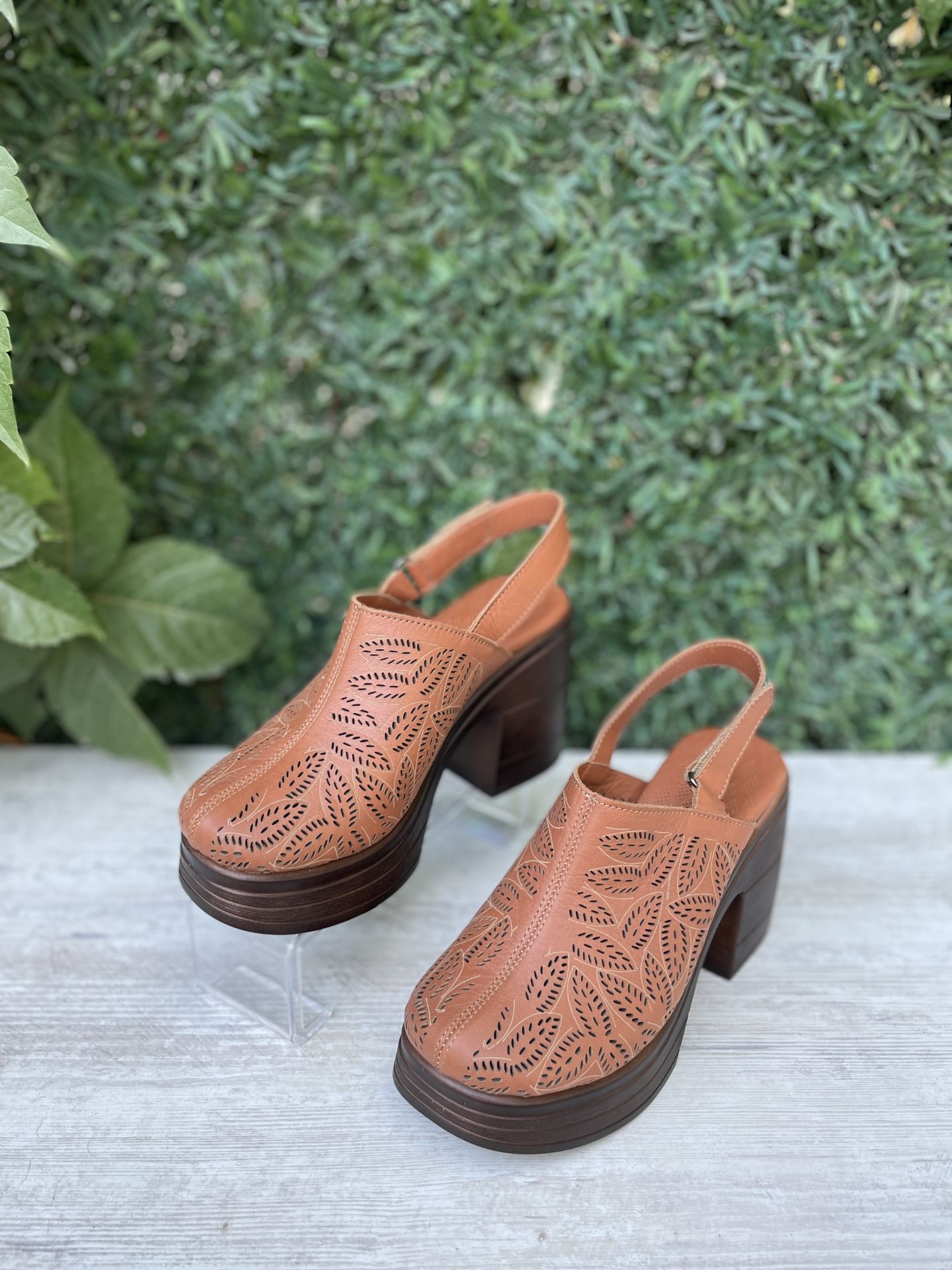 Platform Topuk Hakiki Deri Sandalet