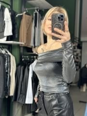 Madonna Yaka Simli Bluz