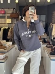 Ön Baskili Yakali Sweatshirt