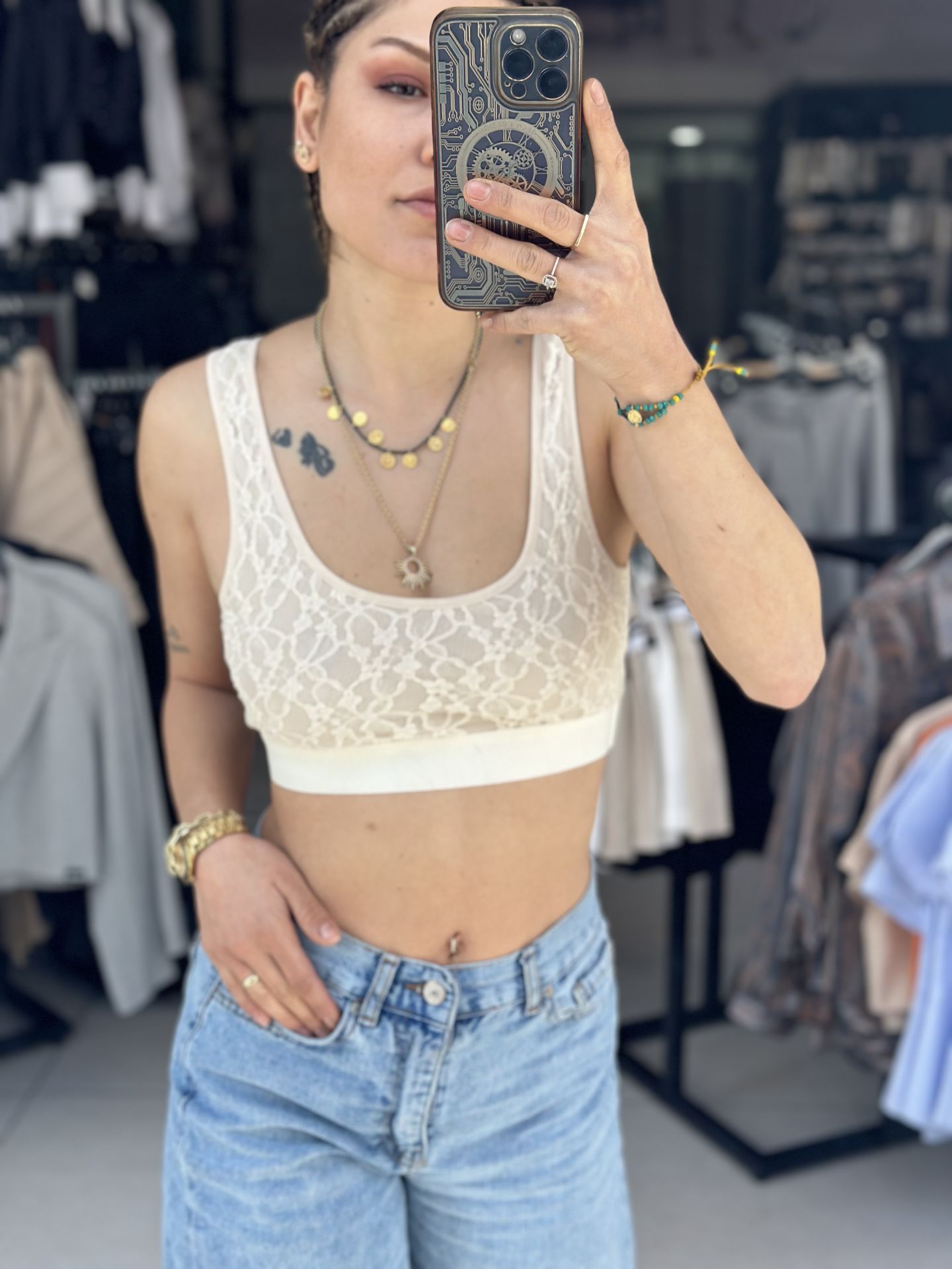 Dantelli Crop