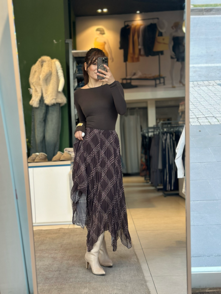 Asimetrik Kesim Tül Etek