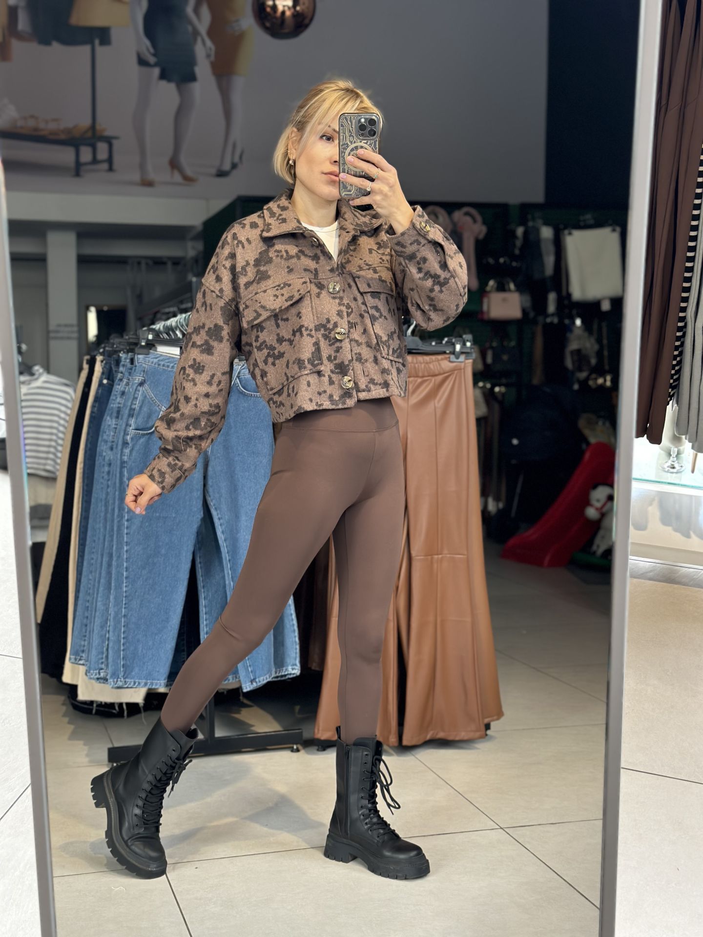 Leopar Desen Kaşe Ceket