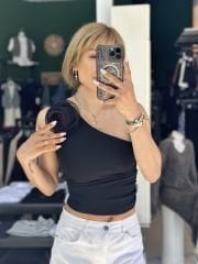 Tek Omuz Gül Detay Bluz