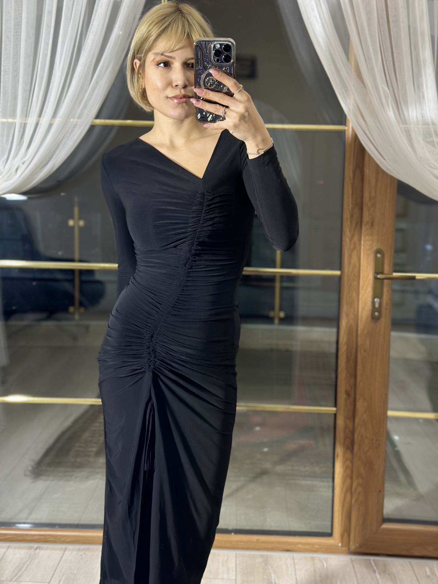 Asimetrik Yaka Büzgülü Sandy Elbise
