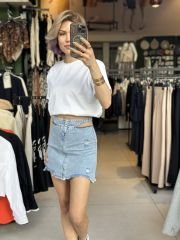 Bel Pencere Detay Yipranmis Mini Kot Etek
