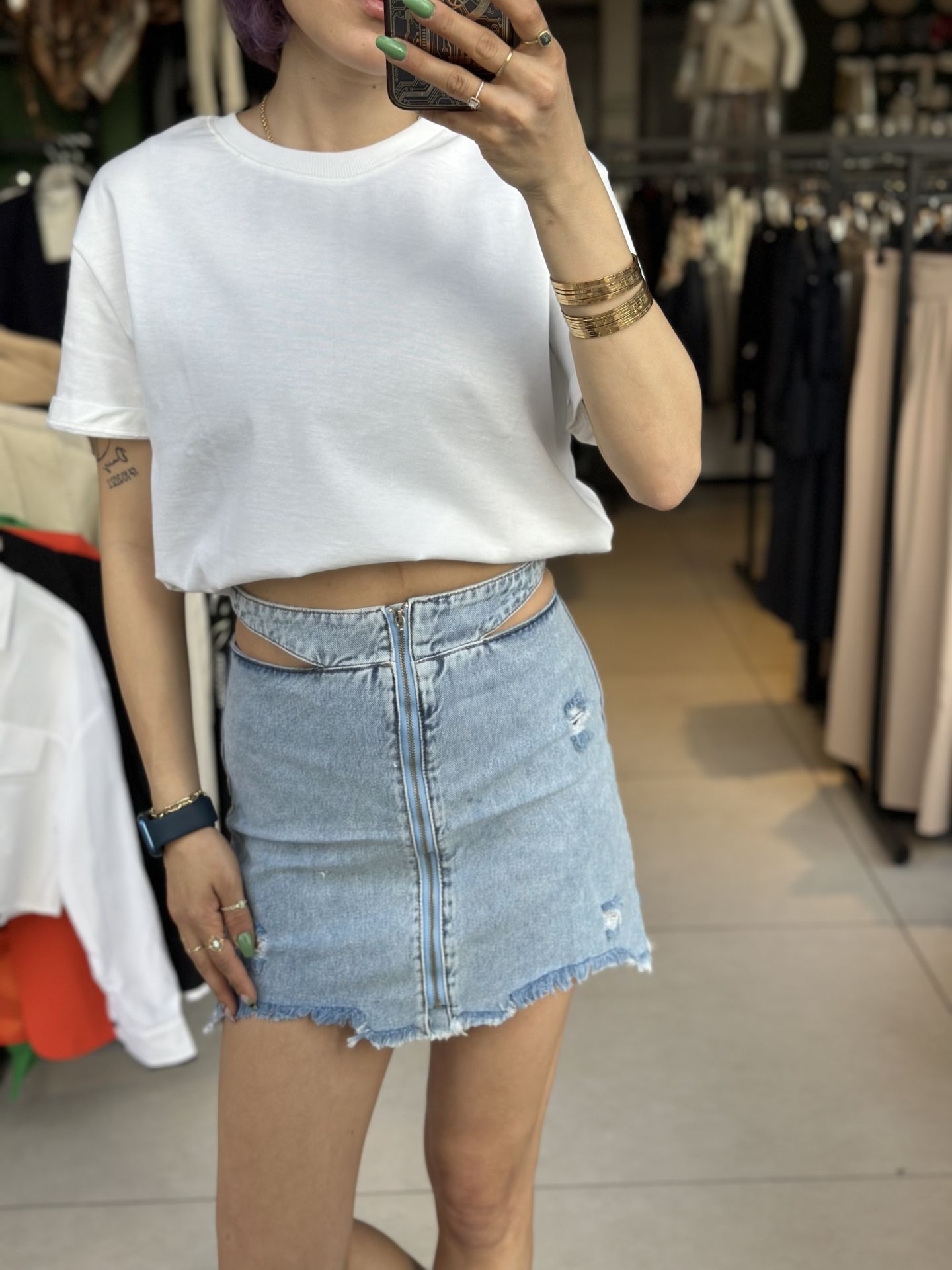 Bel Pencere Detay Yipranmis Mini Kot Etek