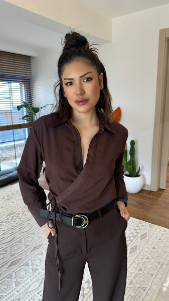 Ön Bağlamalı Massi Gömlek