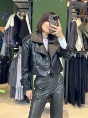 Crop Model Deri Ceket