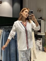 Yaka Çizgili Beyaz Gömlek