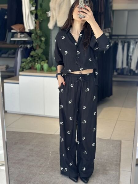 Çiçek Nakışlı Pamuk Takım