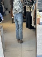 Paça Kesik Jean