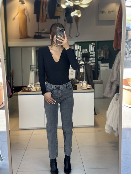 V Yaka Vatkali Tasli Body Süet